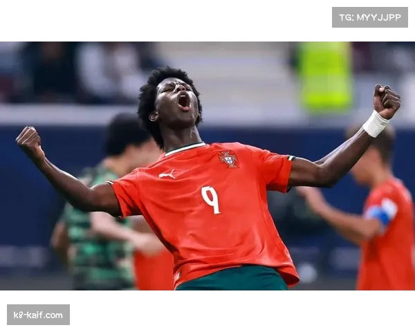 本菲卡助理教练临场指挥,穆里尼奥禁赛缺席关键战役 本菲卡助理教练临场指挥,穆里尼奥禁赛缺席关键战役