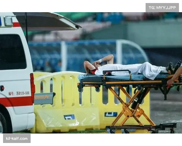 特写:斯坦福桥雨战,帕尔默主罚点球前长达一分钟的寂静 特写:斯坦福桥雨战,帕尔默主罚点球前长达一分钟的寂静