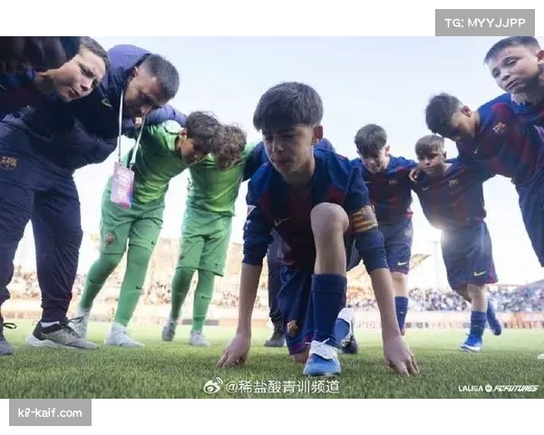 巴萨青训锁定14岁中国球员李昊炎,足球小将项目再添新篇章 巴萨青训锁定14岁中国球员李昊炎,足球小将项目再添新篇章